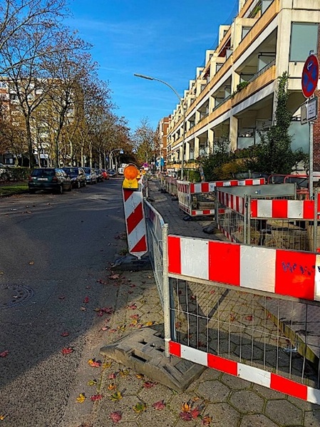 Gehwegumleitung Baustelle Hamburg Absicherung